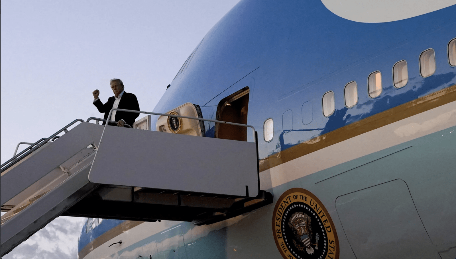 Laura Loomer Slams Reported Qatar Jet Gift to Trump as a “Stain” on His Legacy Boeing 747-8 jumbo jet Qatari royal family